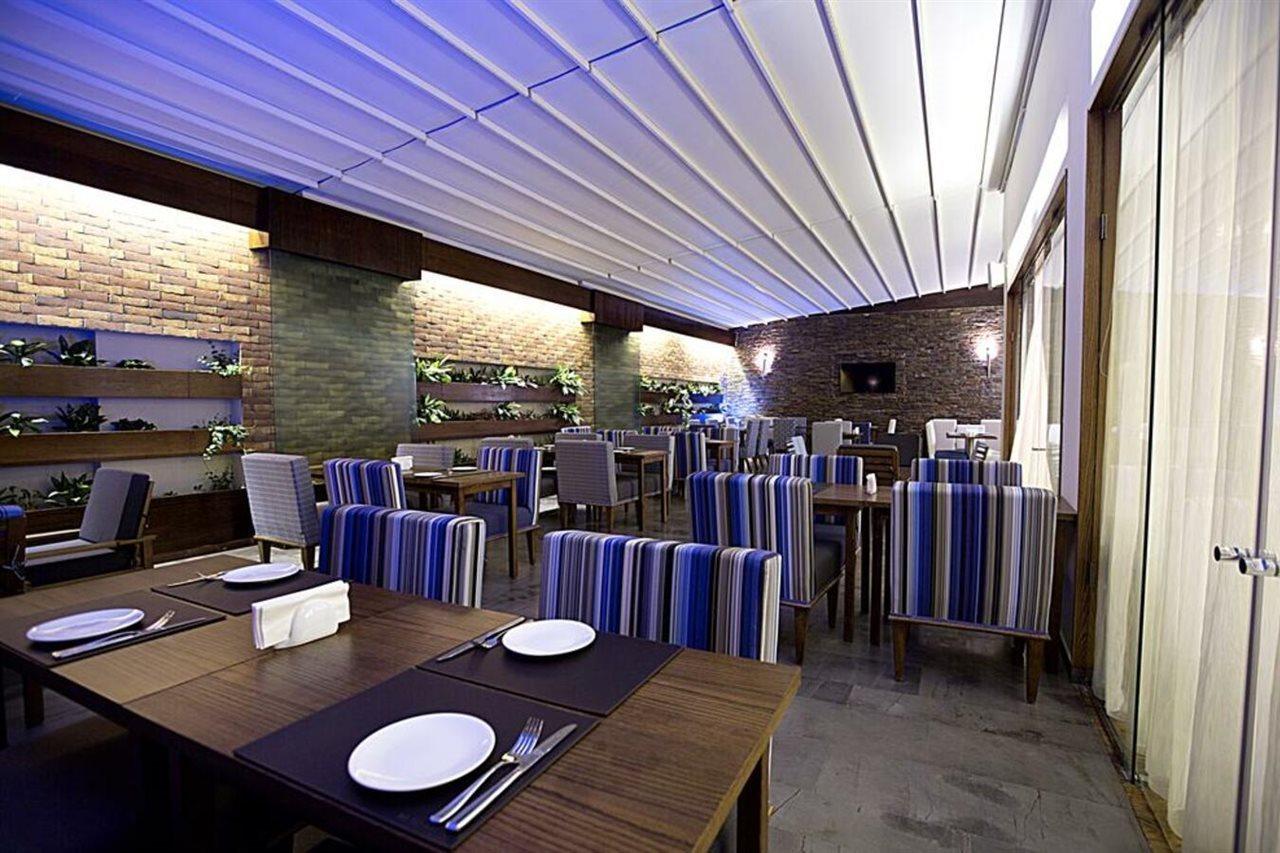 The J Hotel & Spa Бейрут Экстерьер фото