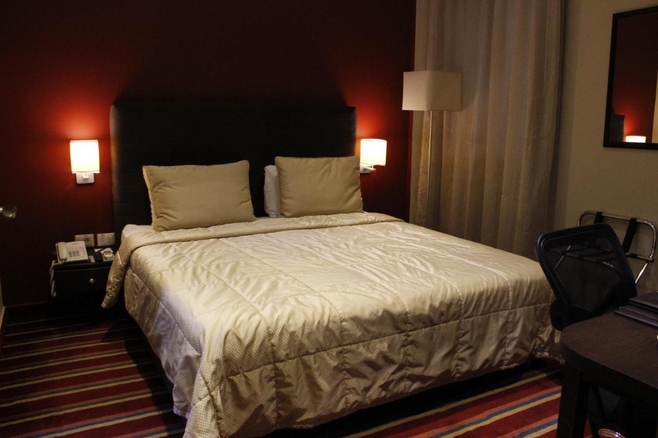 The J Hotel & Spa Бейрут Экстерьер фото