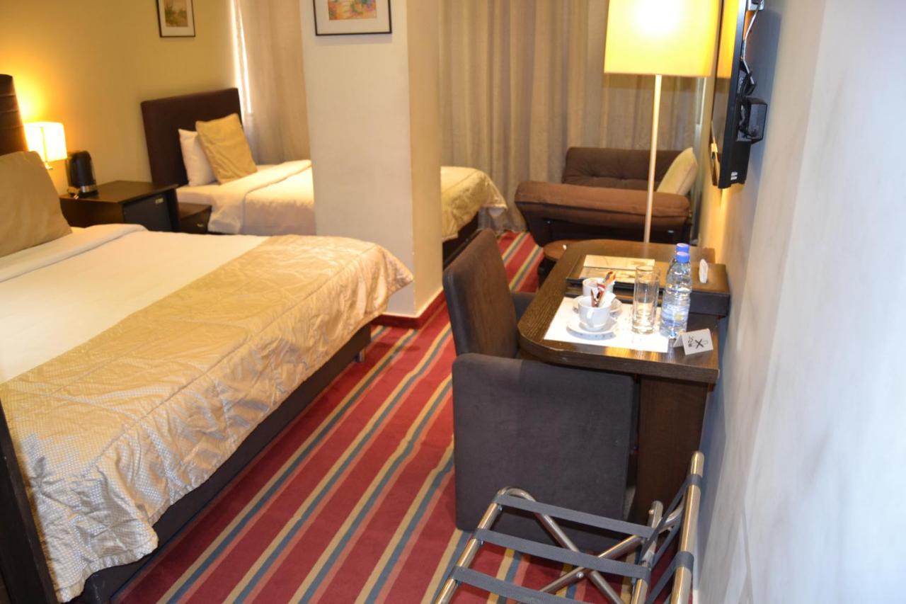 The J Hotel & Spa Бейрут Экстерьер фото