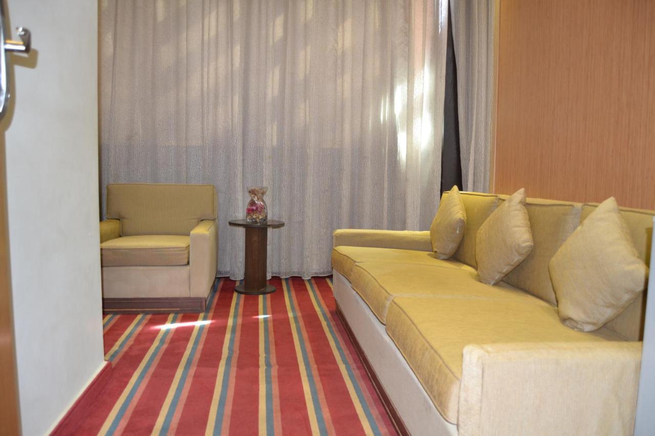 The J Hotel & Spa Бейрут Экстерьер фото