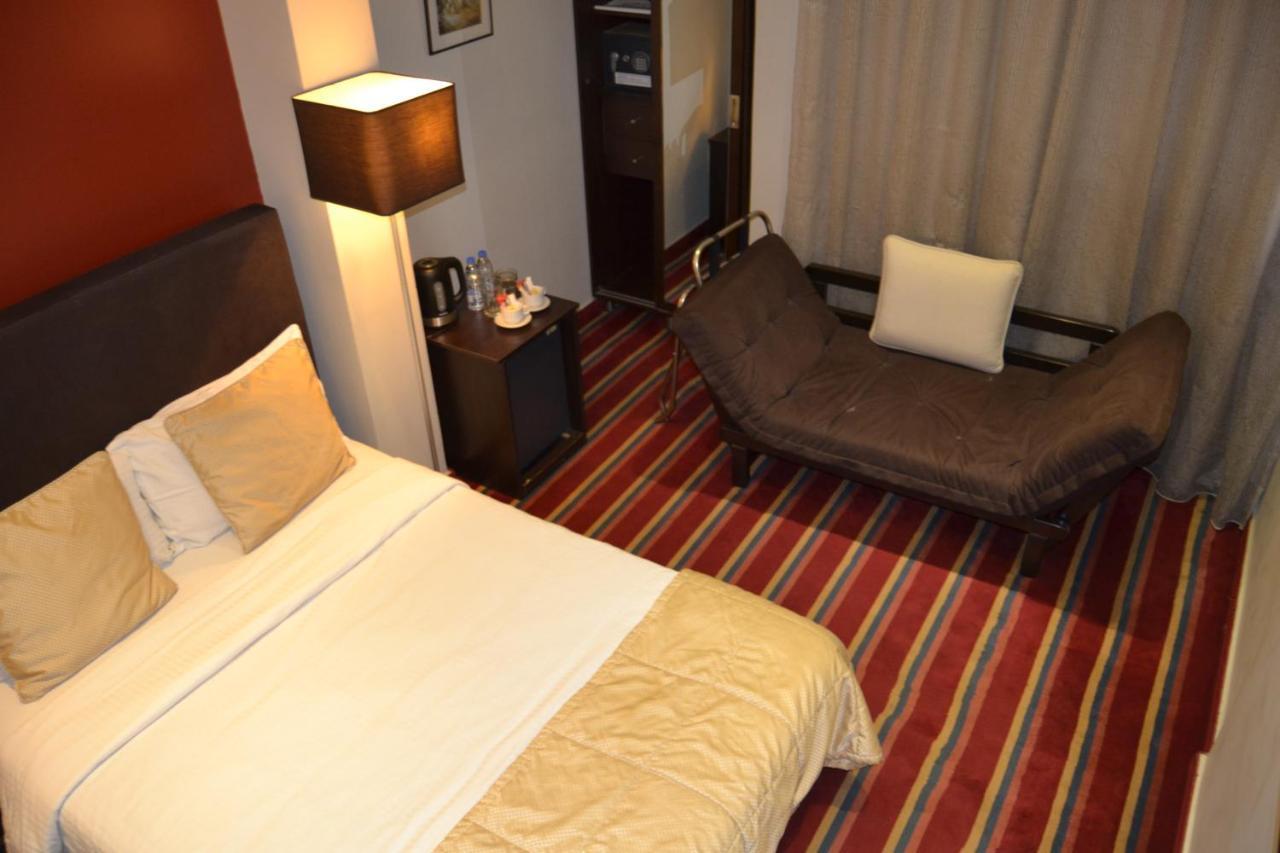 The J Hotel & Spa Бейрут Экстерьер фото